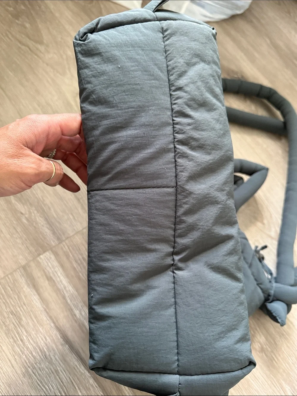 Quilted Black Messenger Bag with Padded Strap - Picture 6 of 6
